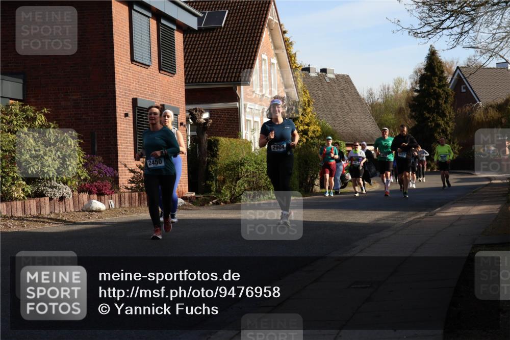 12.04.2026 - 45. Internationalen Wilhelmsburger Insellauf Yannick Fuchs http://msf.ph/oto/9476958 12.04.2026 09:04:16 Laufen 2904, 2450, 5471 meine-sportfotos.de