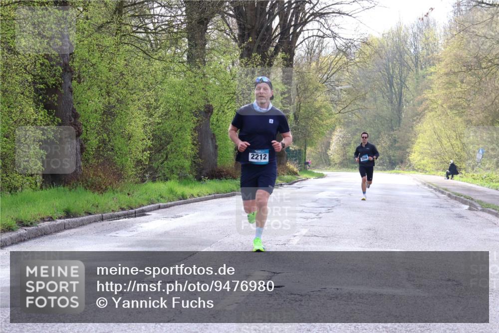 12.04.2026 - 45. Internationalen Wilhelmsburger Insellauf Yannick Fuchs http://msf.ph/oto/9476980 12.04.2026 10:11:48 Laufen 2212 meine-sportfotos.de
