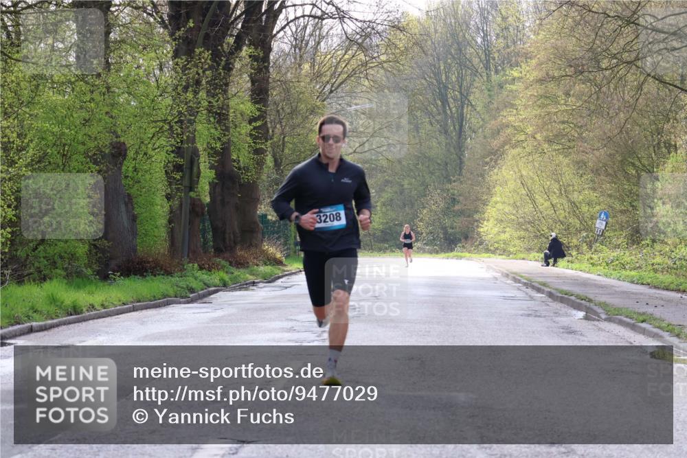 12.04.2026 - 45. Internationalen Wilhelmsburger Insellauf Yannick Fuchs http://msf.ph/oto/9477029 12.04.2026 10:11:53 Laufen 3208 meine-sportfotos.de