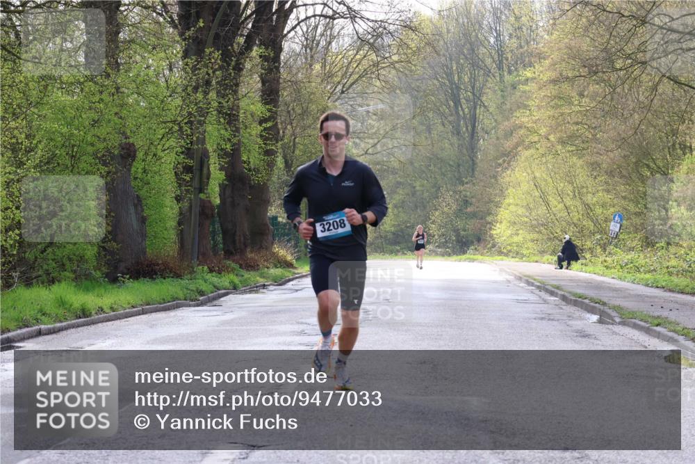 12.04.2026 - 45. Internationalen Wilhelmsburger Insellauf Yannick Fuchs http://msf.ph/oto/9477033 12.04.2026 10:11:53 Laufen 3208 meine-sportfotos.de