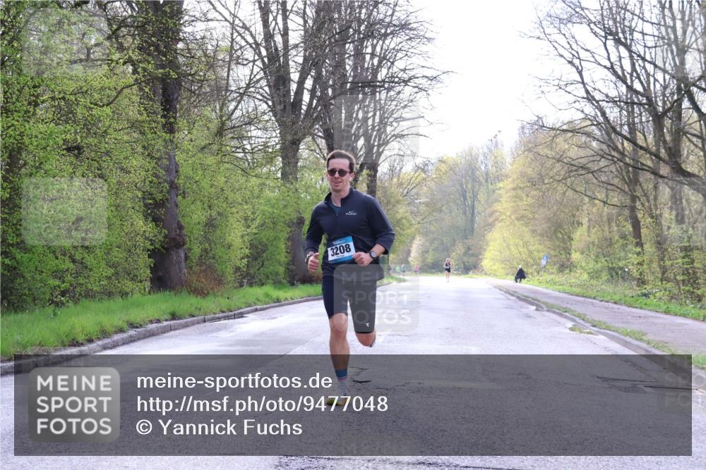 12.04.2026 - 45. Internationalen Wilhelmsburger Insellauf Yannick Fuchs http://msf.ph/oto/9477048 12.04.2026 10:11:54 Laufen 3208 meine-sportfotos.de