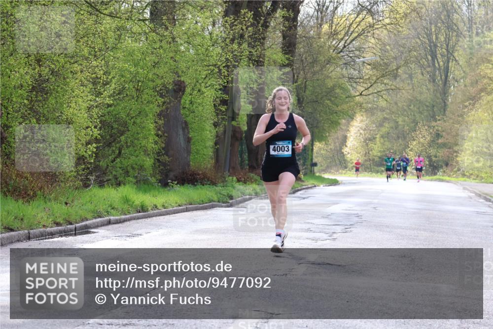 12.04.2026 - 45. Internationalen Wilhelmsburger Insellauf Yannick Fuchs http://msf.ph/oto/9477092 12.04.2026 10:12:09 Laufen 4003 meine-sportfotos.de