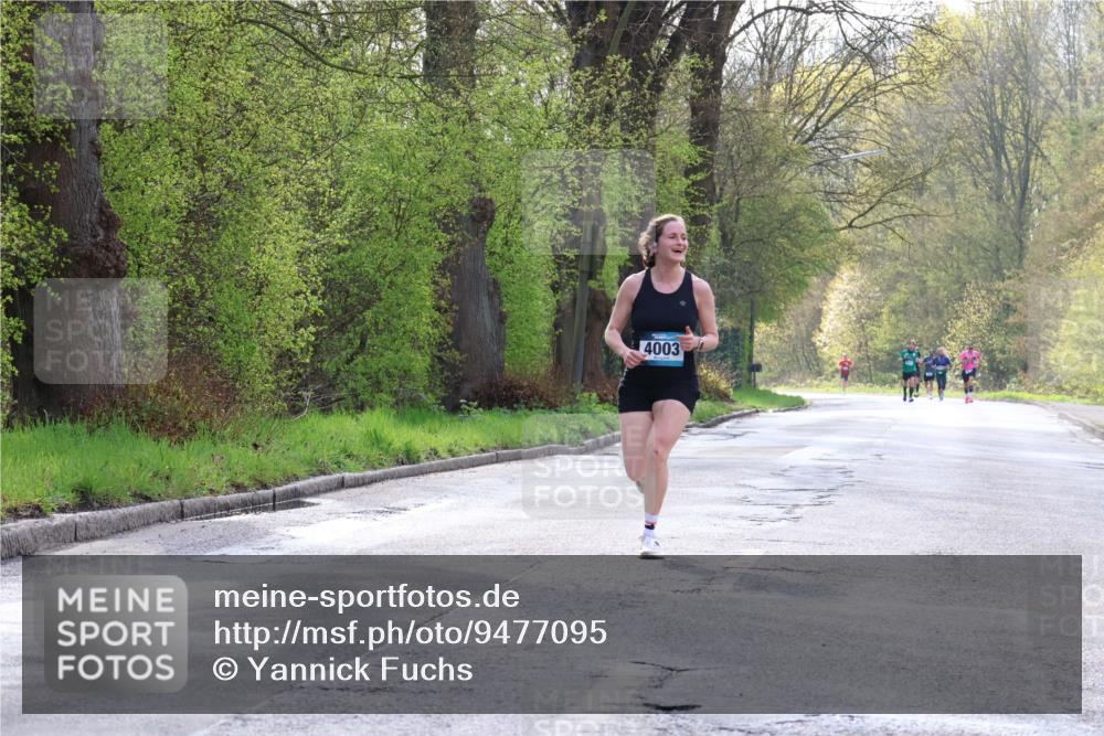 12.04.2026 - 45. Internationalen Wilhelmsburger Insellauf Yannick Fuchs http://msf.ph/oto/9477095 12.04.2026 10:12:09 Laufen 4003 meine-sportfotos.de