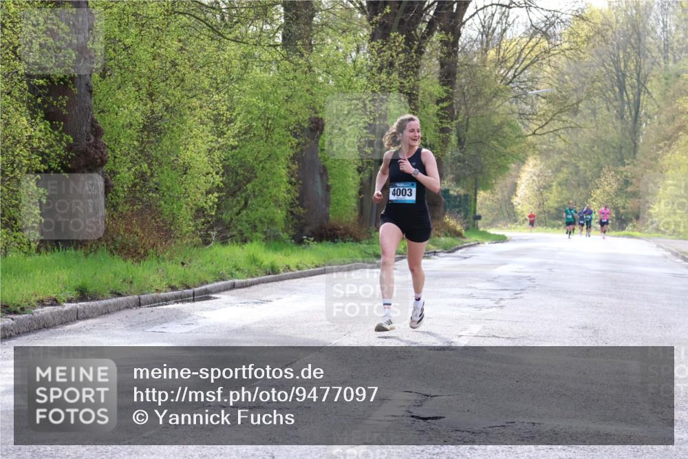12.04.2026 - 45. Internationalen Wilhelmsburger Insellauf Yannick Fuchs http://msf.ph/oto/9477097 12.04.2026 10:12:09 Laufen 4003 meine-sportfotos.de