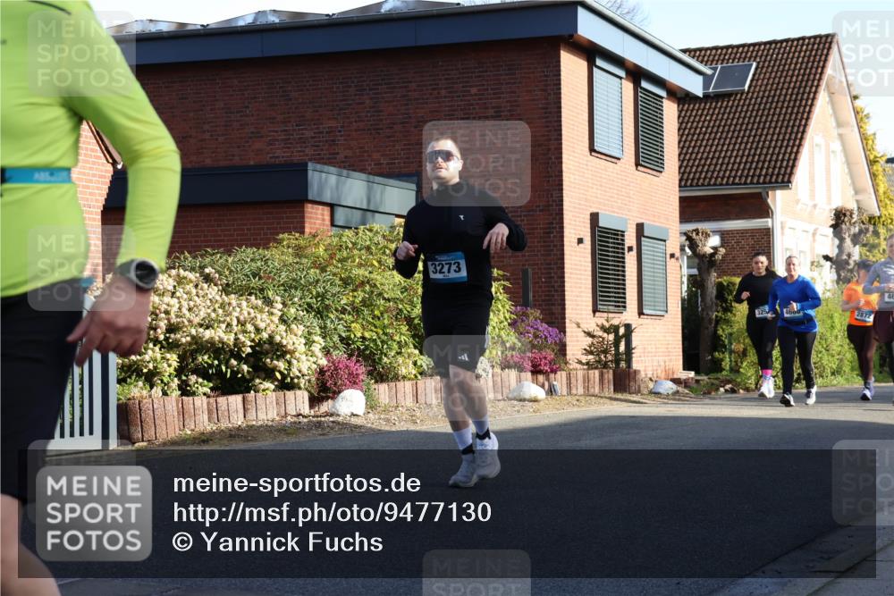 12.04.2026 - 45. Internationalen Wilhelmsburger Insellauf Yannick Fuchs http://msf.ph/oto/9477130 12.04.2026 09:04:31 Laufen 3273, 325, 4600, 2872 meine-sportfotos.de