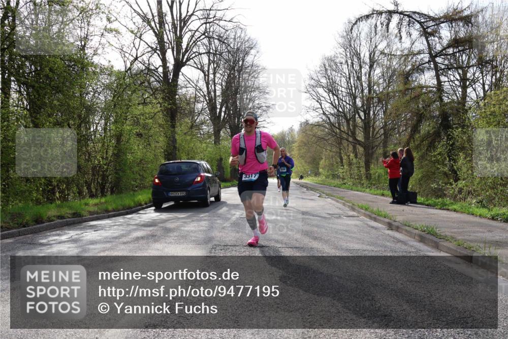 12.04.2026 - 45. Internationalen Wilhelmsburger Insellauf Yannick Fuchs http://msf.ph/oto/9477195 12.04.2026 10:12:36 Laufen 890, 3317, 3099 meine-sportfotos.de