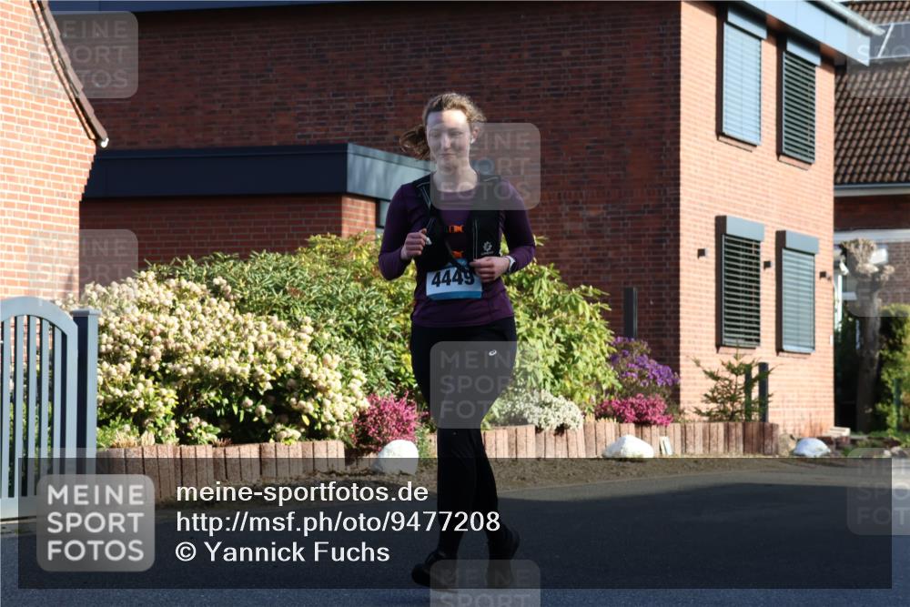 12.04.2026 - 45. Internationalen Wilhelmsburger Insellauf Yannick Fuchs http://msf.ph/oto/9477208 12.04.2026 09:04:41 Laufen 4449 meine-sportfotos.de