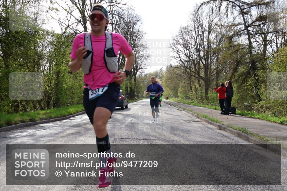 12.04.2026 - 45. Internationalen Wilhelmsburger Insellauf Yannick Fuchs http://msf.ph/oto/9477209 12.04.2026 10:12:37 Laufen 3317, 3099 meine-sportfotos.de