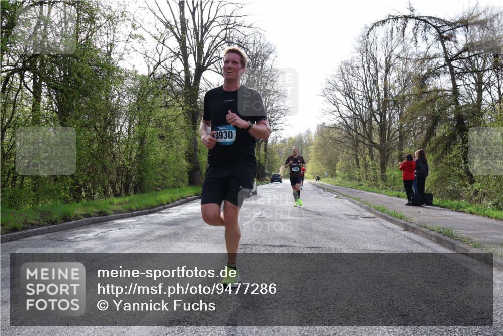 12.04.2026 - 45. Internationalen Wilhelmsburger Insellauf Yannick Fuchs http://msf.ph/oto/9477286 12.04.2026 10:12:43 Laufen 3930, 226, 5507 meine-sportfotos.de