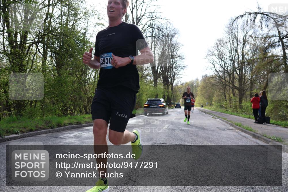 12.04.2026 - 45. Internationalen Wilhelmsburger Insellauf Yannick Fuchs http://msf.ph/oto/9477291 12.04.2026 10:12:44 Laufen 3930, 226, 5507 meine-sportfotos.de
