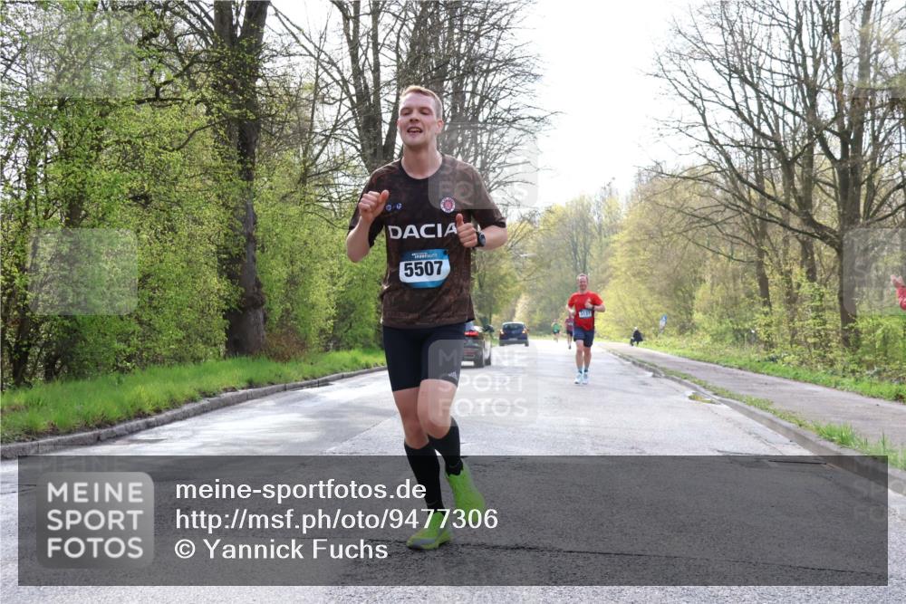 12.04.2026 - 45. Internationalen Wilhelmsburger Insellauf Yannick Fuchs http://msf.ph/oto/9477306 12.04.2026 10:12:45 Laufen 5507, 3137 meine-sportfotos.de