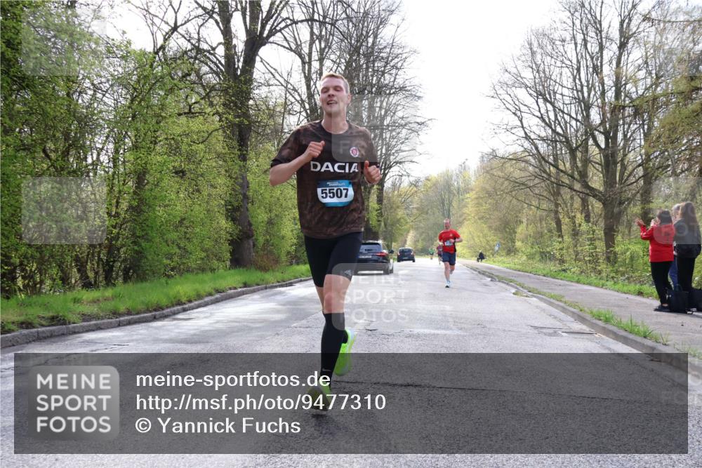 12.04.2026 - 45. Internationalen Wilhelmsburger Insellauf Yannick Fuchs http://msf.ph/oto/9477310 12.04.2026 10:12:46 Laufen 5507 meine-sportfotos.de