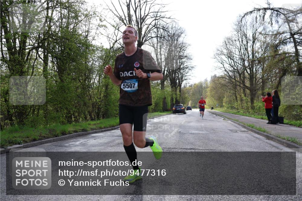 12.04.2026 - 45. Internationalen Wilhelmsburger Insellauf Yannick Fuchs http://msf.ph/oto/9477316 12.04.2026 10:12:46 Laufen 5507 meine-sportfotos.de