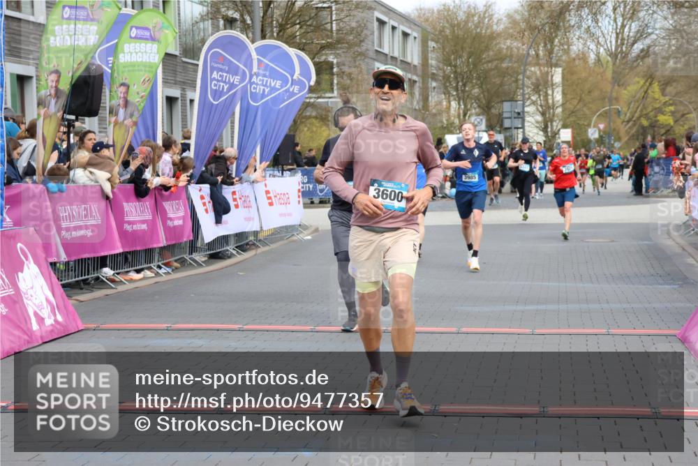 12.04.2026 - 45. Internationalen Wilhelmsburger Insellauf Strokosch-Dieckow http://msf.ph/oto/9477357 12.04.2026 12:57:22 Ziel 5147, 3600, 2491, 3985, 4598 meine-sportfotos.de