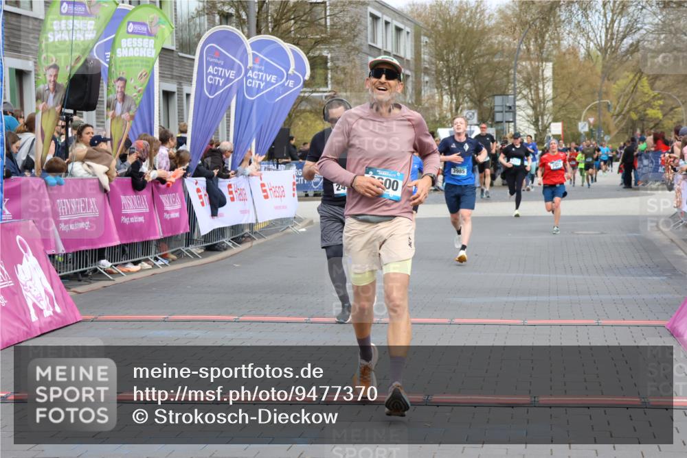 12.04.2026 - 45. Internationalen Wilhelmsburger Insellauf Strokosch-Dieckow http://msf.ph/oto/9477370 12.04.2026 12:57:22 Ziel 5147, 3600, 2491, 3985, 4598 meine-sportfotos.de