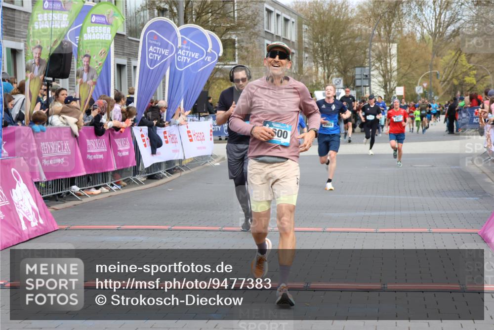 12.04.2026 - 45. Internationalen Wilhelmsburger Insellauf Strokosch-Dieckow http://msf.ph/oto/9477383 12.04.2026 12:57:22 Ziel 5147, 3600, 2491, 3985, 4598 meine-sportfotos.de