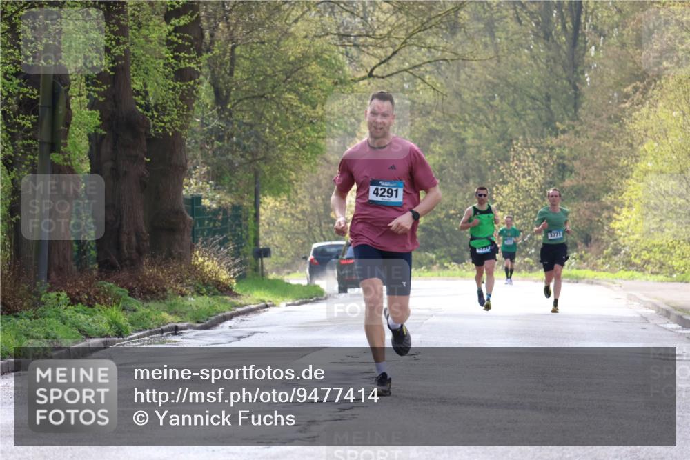 12.04.2026 - 45. Internationalen Wilhelmsburger Insellauf Yannick Fuchs http://msf.ph/oto/9477414 12.04.2026 10:12:56 Laufen 4291, 12, 5270, 3771 meine-sportfotos.de
