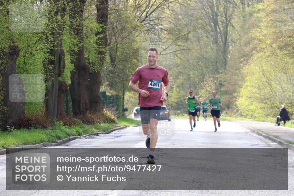 12.04.2026 - 45. Internationalen Wilhelmsburger Insellauf Yannick Fuchs http://msf.ph/oto/9477427 12.04.2026 10:12:57 Laufen 4291 meine-sportfotos.de