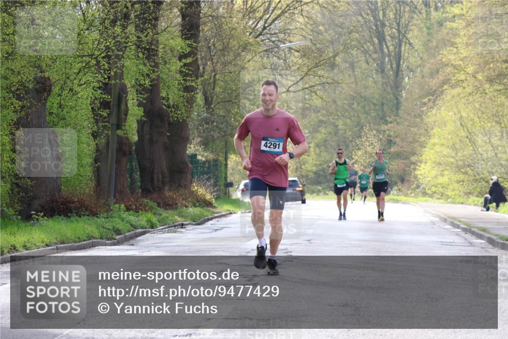12.04.2026 - 45. Internationalen Wilhelmsburger Insellauf Yannick Fuchs http://msf.ph/oto/9477429 12.04.2026 10:12:57 Laufen 4291 meine-sportfotos.de