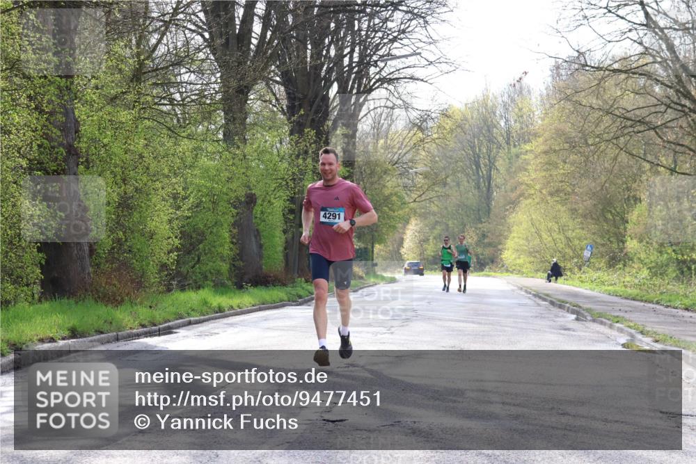12.04.2026 - 45. Internationalen Wilhelmsburger Insellauf Yannick Fuchs http://msf.ph/oto/9477451 12.04.2026 10:12:59 Laufen 4291 meine-sportfotos.de