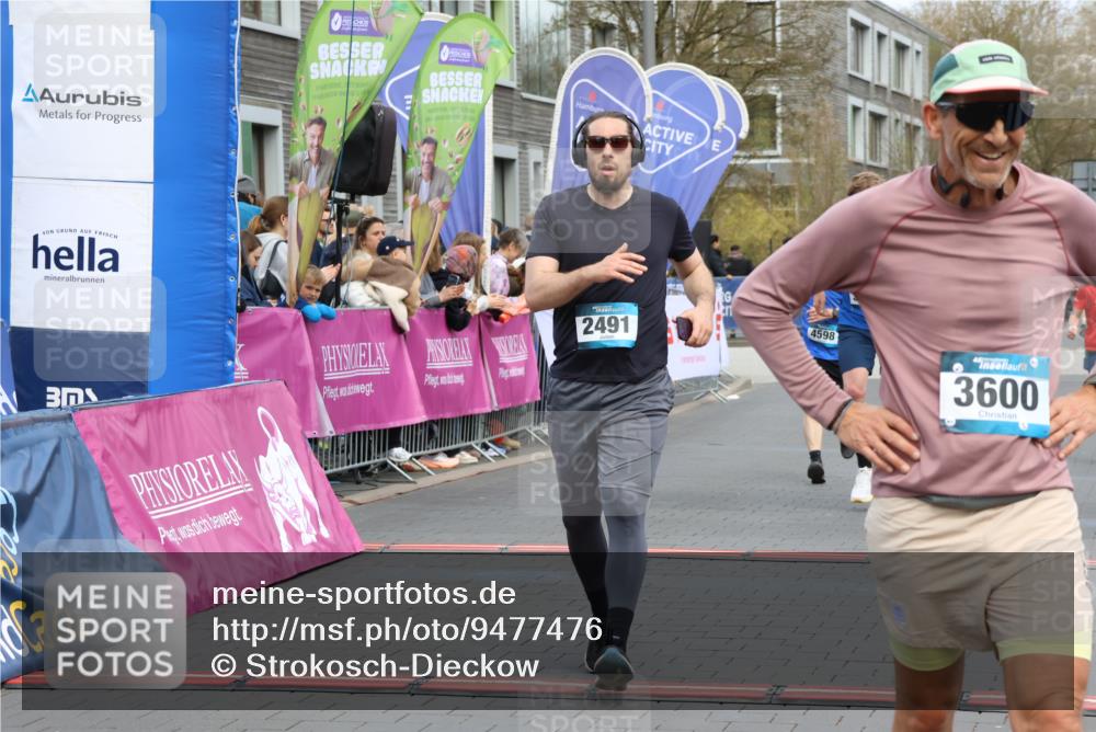 12.04.2026 - 45. Internationalen Wilhelmsburger Insellauf Strokosch-Dieckow http://msf.ph/oto/9477476 12.04.2026 12:57:24 Ziel 3600, 2491, 3985, 4598, 3921, 5343 meine-sportfotos.de