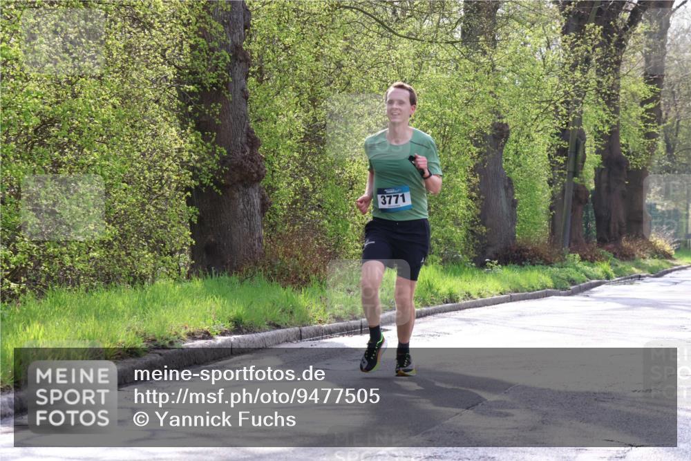 12.04.2026 - 45. Internationalen Wilhelmsburger Insellauf Yannick Fuchs http://msf.ph/oto/9477505 12.04.2026 10:13:09 Laufen 3771 meine-sportfotos.de