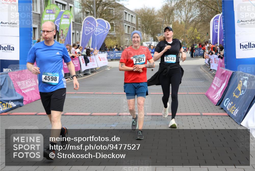 12.04.2026 - 45. Internationalen Wilhelmsburger Insellauf Strokosch-Dieckow http://msf.ph/oto/9477527 12.04.2026 12:57:29 Ziel 3985, 4598, 3921, 5343, 3867, 5500, 5073, 5189 meine-sportfotos.de