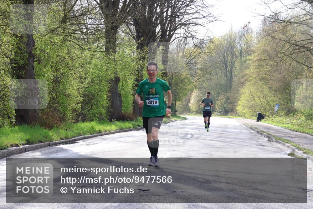 12.04.2026 - 45. Internationalen Wilhelmsburger Insellauf Yannick Fuchs http://msf.ph/oto/9477566 12.04.2026 10:13:21 Laufen 2010, 5237 meine-sportfotos.de