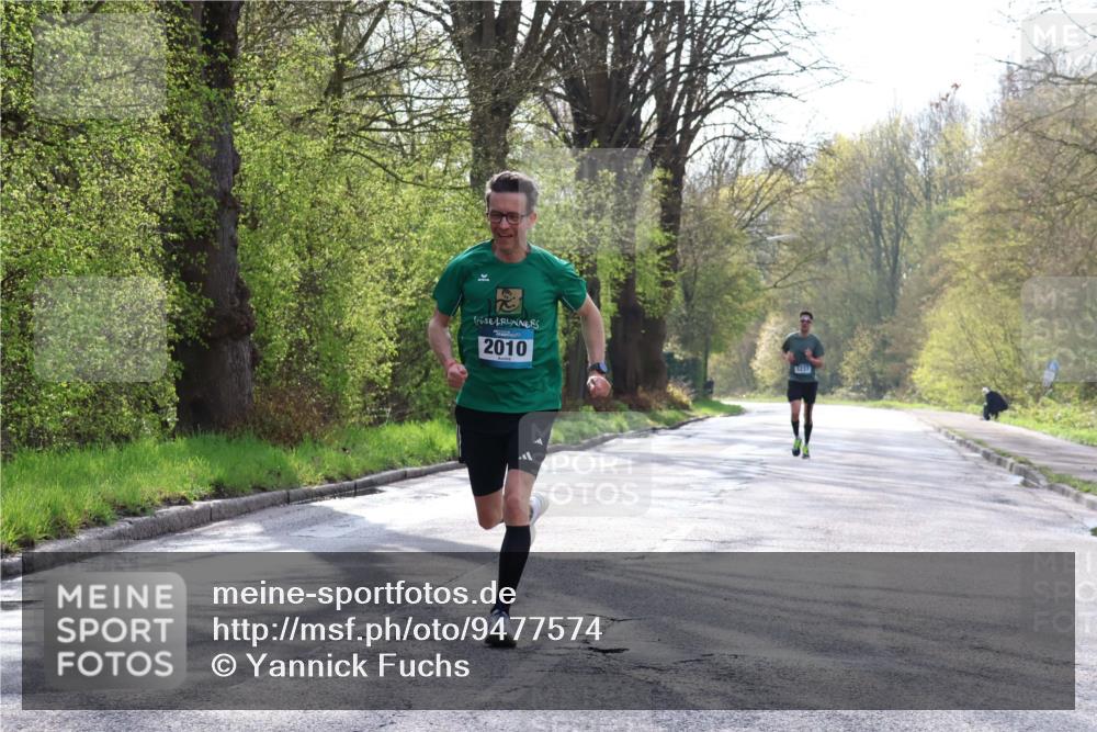 12.04.2026 - 45. Internationalen Wilhelmsburger Insellauf Yannick Fuchs http://msf.ph/oto/9477574 12.04.2026 10:13:22 Laufen 2010, 5237 meine-sportfotos.de
