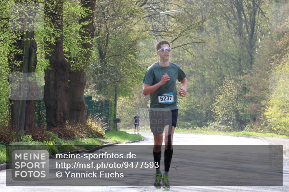 12.04.2026 - 45. Internationalen Wilhelmsburger Insellauf Yannick Fuchs http://msf.ph/oto/9477593 12.04.2026 10:13:25 Laufen 5237 meine-sportfotos.de