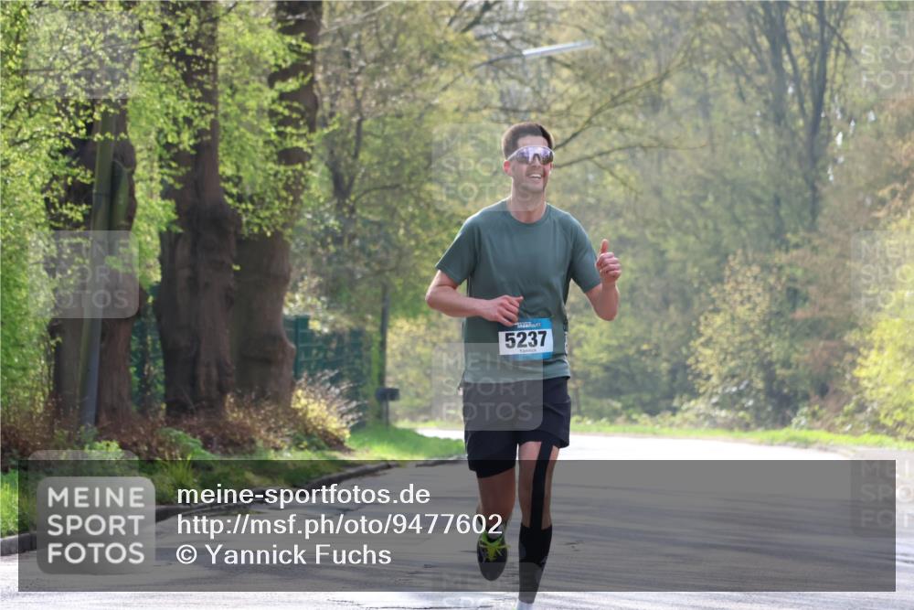 12.04.2026 - 45. Internationalen Wilhelmsburger Insellauf Yannick Fuchs http://msf.ph/oto/9477602 12.04.2026 10:13:26 Laufen 5237 meine-sportfotos.de