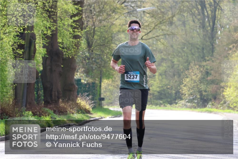 12.04.2026 - 45. Internationalen Wilhelmsburger Insellauf Yannick Fuchs http://msf.ph/oto/9477604 12.04.2026 10:13:26 Laufen 5237 meine-sportfotos.de