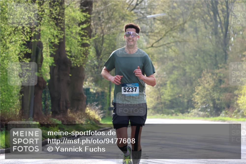 12.04.2026 - 45. Internationalen Wilhelmsburger Insellauf Yannick Fuchs http://msf.ph/oto/9477608 12.04.2026 10:13:26 Laufen 5237 meine-sportfotos.de