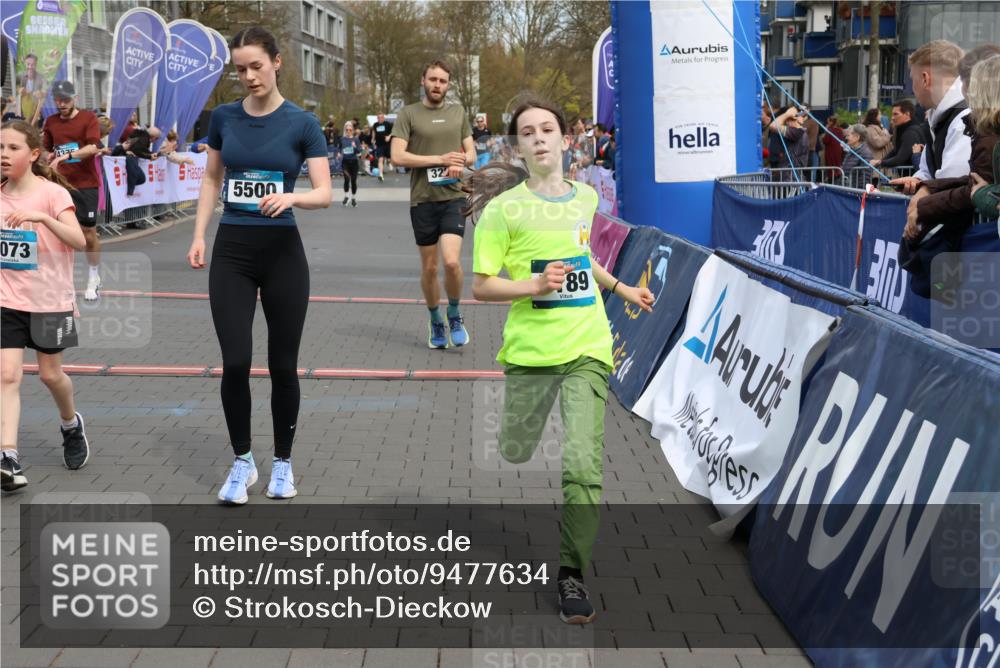 12.04.2026 - 45. Internationalen Wilhelmsburger Insellauf Strokosch-Dieckow http://msf.ph/oto/9477634 12.04.2026 12:57:34 Ziel 3867, 5500, 5073, 5189, 3287, 4186, 4375, 3973 meine-sportfotos.de