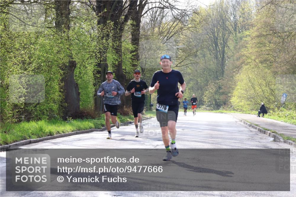 12.04.2026 - 45. Internationalen Wilhelmsburger Insellauf Yannick Fuchs http://msf.ph/oto/9477666 12.04.2026 10:14:01 Laufen 3053, 4694, 3776 meine-sportfotos.de