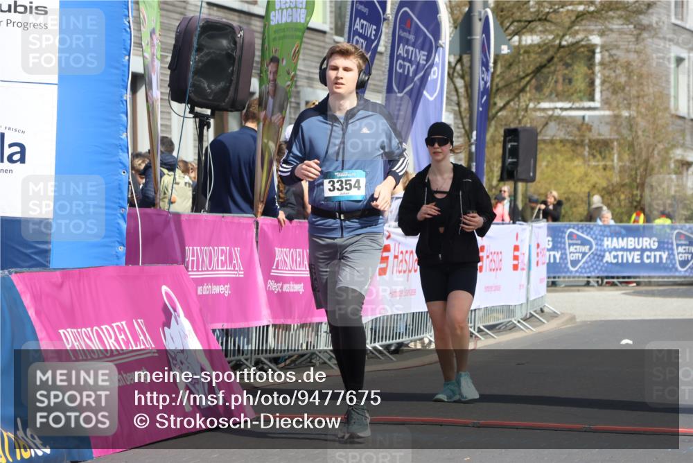 12.04.2026 - 45. Internationalen Wilhelmsburger Insellauf Strokosch-Dieckow http://msf.ph/oto/9477675 12.04.2026 11:39:05 Ziel 3354, 2955 meine-sportfotos.de