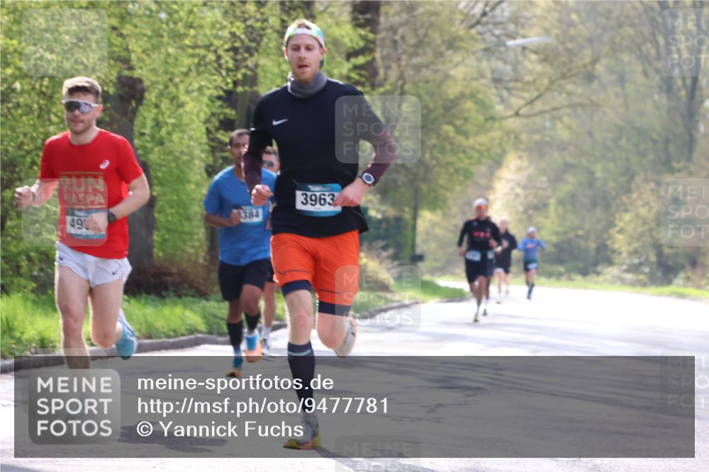 12.04.2026 - 45. Internationalen Wilhelmsburger Insellauf Yannick Fuchs http://msf.ph/oto/9477781 12.04.2026 10:14:19 Laufen 49, 3963, 1384 meine-sportfotos.de