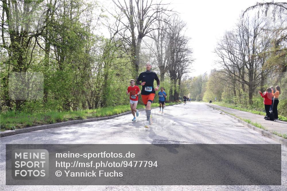 12.04.2026 - 45. Internationalen Wilhelmsburger Insellauf Yannick Fuchs http://msf.ph/oto/9477794 12.04.2026 10:14:21 Laufen 4953, 3963 meine-sportfotos.de