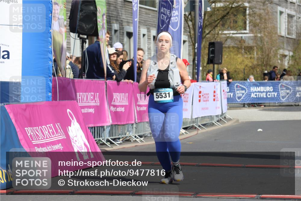 12.04.2026 - 45. Internationalen Wilhelmsburger Insellauf Strokosch-Dieckow http://msf.ph/oto/9477816 12.04.2026 11:39:51 Ziel 5531 meine-sportfotos.de