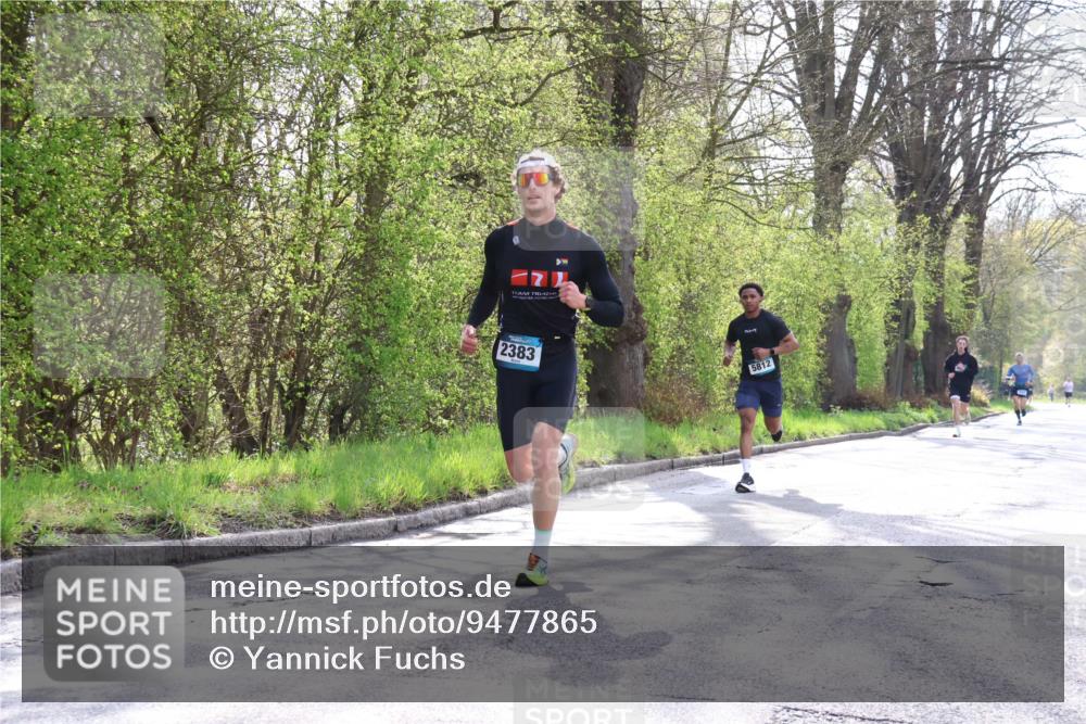 12.04.2026 - 45. Internationalen Wilhelmsburger Insellauf Yannick Fuchs http://msf.ph/oto/9477865 12.04.2026 10:14:30 Laufen 2383, 5812 meine-sportfotos.de