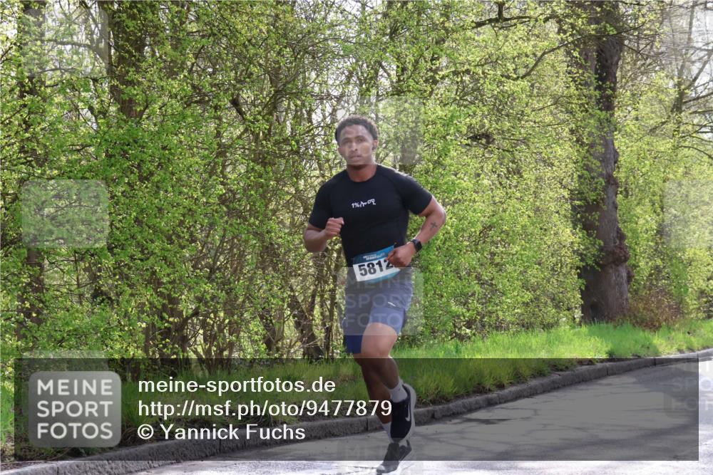 12.04.2026 - 45. Internationalen Wilhelmsburger Insellauf Yannick Fuchs http://msf.ph/oto/9477879 12.04.2026 10:14:33 Laufen 1977009, 5812 meine-sportfotos.de
