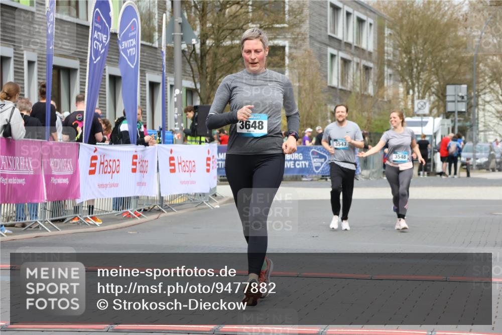 12.04.2026 - 45. Internationalen Wilhelmsburger Insellauf Strokosch-Dieckow http://msf.ph/oto/9477882 12.04.2026 13:30:07 Ziel 3648 meine-sportfotos.de