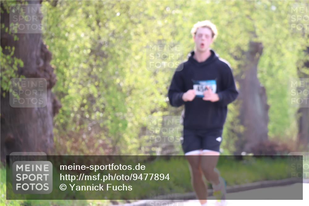 12.04.2026 - 45. Internationalen Wilhelmsburger Insellauf Yannick Fuchs http://msf.ph/oto/9477894 12.04.2026 10:14:36 Laufen 48, 9 meine-sportfotos.de