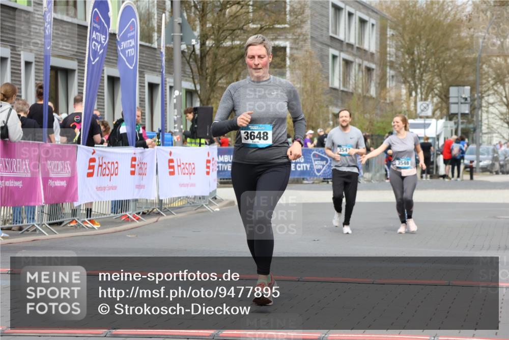12.04.2026 - 45. Internationalen Wilhelmsburger Insellauf Strokosch-Dieckow http://msf.ph/oto/9477895 12.04.2026 13:30:07 Ziel 3648 meine-sportfotos.de
