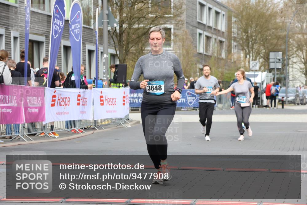 12.04.2026 - 45. Internationalen Wilhelmsburger Insellauf Strokosch-Dieckow http://msf.ph/oto/9477908 12.04.2026 13:30:07 Ziel 3648 meine-sportfotos.de