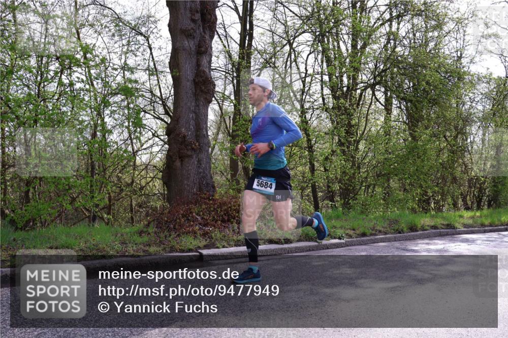 12.04.2026 - 45. Internationalen Wilhelmsburger Insellauf Yannick Fuchs http://msf.ph/oto/9477949 12.04.2026 10:14:43 Laufen 5684 meine-sportfotos.de