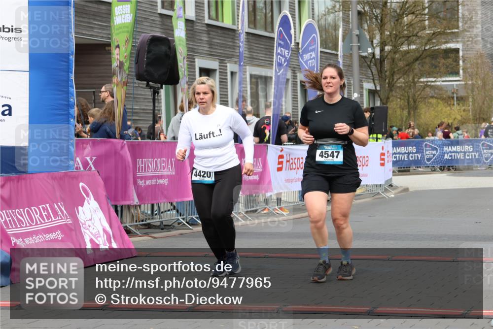 12.04.2026 - 45. Internationalen Wilhelmsburger Insellauf Strokosch-Dieckow http://msf.ph/oto/9477965 12.04.2026 13:29:59 Ziel 4547, 4420 meine-sportfotos.de