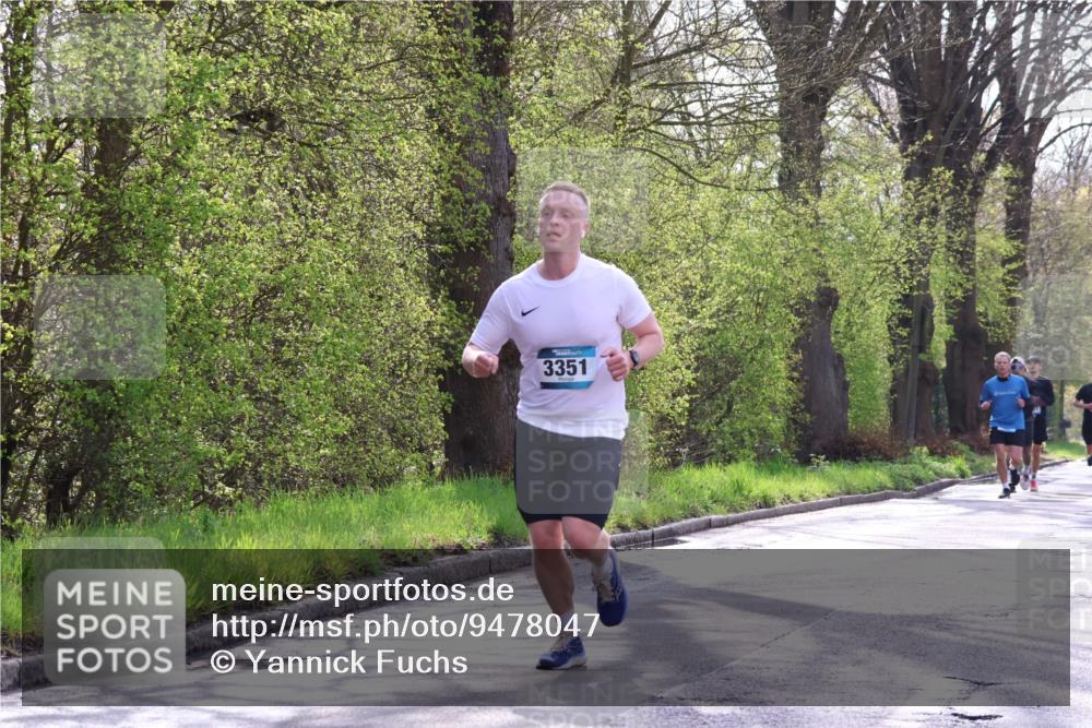 12.04.2026 - 45. Internationalen Wilhelmsburger Insellauf Yannick Fuchs http://msf.ph/oto/9478047 12.04.2026 10:15:00 Laufen 3351 meine-sportfotos.de
