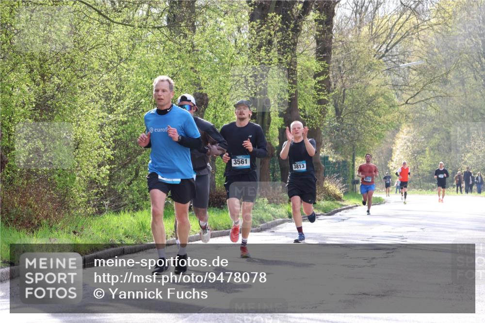 12.04.2026 - 45. Internationalen Wilhelmsburger Insellauf Yannick Fuchs http://msf.ph/oto/9478078 12.04.2026 10:15:04 Laufen 3561, 3813, 4052 meine-sportfotos.de