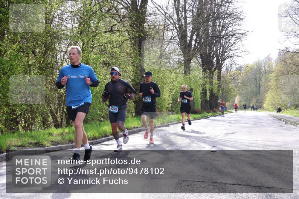 12.04.2026 - 45. Internationalen Wilhelmsburger Insellauf Yannick Fuchs http://msf.ph/oto/9478102 12.04.2026 10:15:07 Laufen 2702, 3561, 3813 meine-sportfotos.de